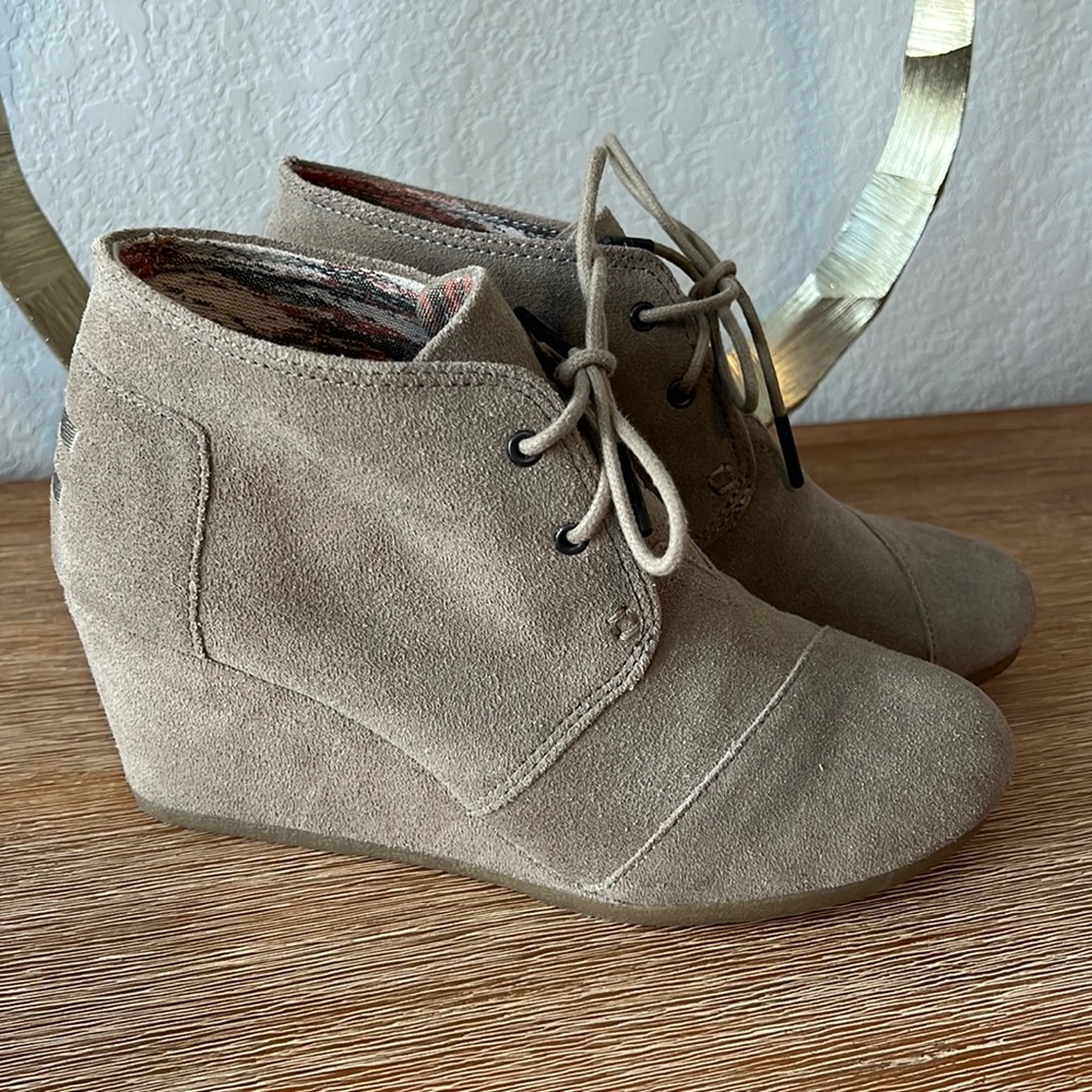 Toms Taupe Suede Wedge Ankle Booties